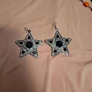 Oil Rub Finished Silver Star Earrings with  Black Assents